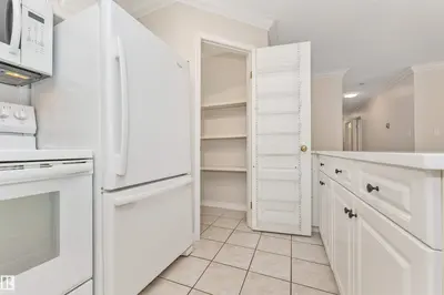 Interior photo 2 of #304 20 ST JOSEPH ST