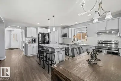 Interior photo 4 of 9722 87 ST