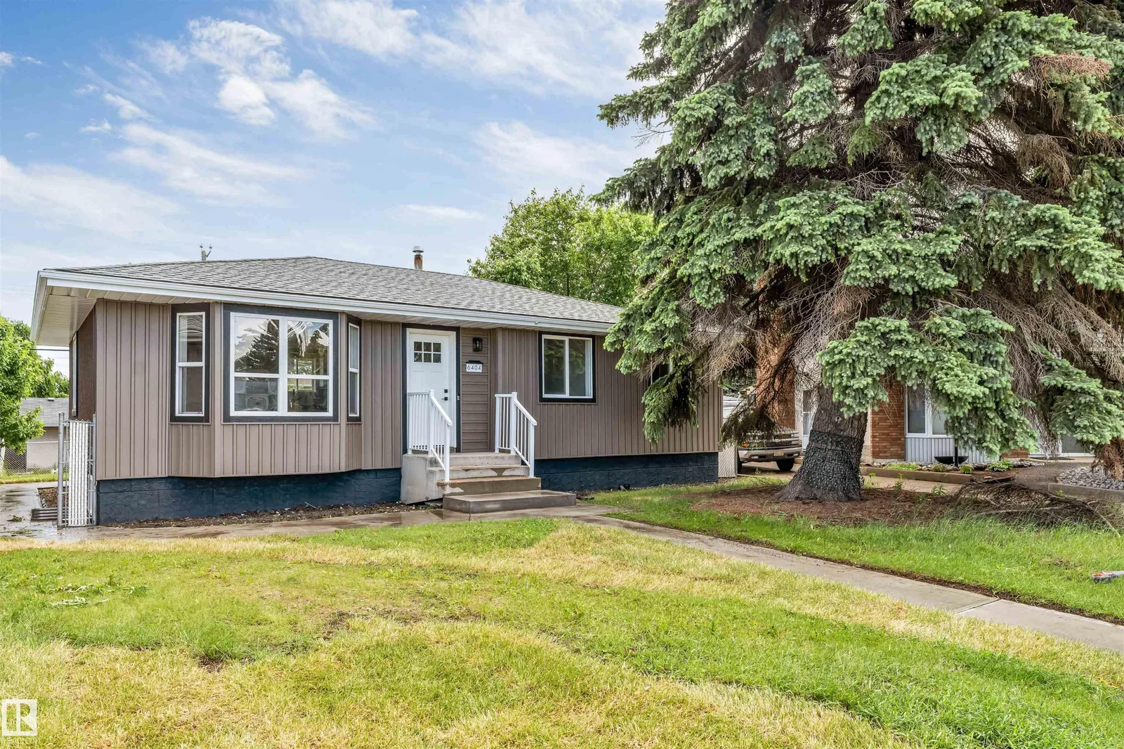6404 88 AV NW, Edmonton - 5 bedroom Detached Single Family for sale