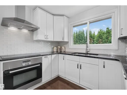 8603 73 ST NW, Edmonton - $585,000