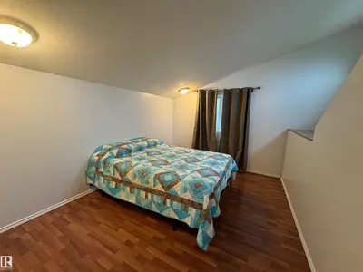 Interior photo 3 of 