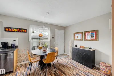 Interior photo 2 of 16114 43 ST NW