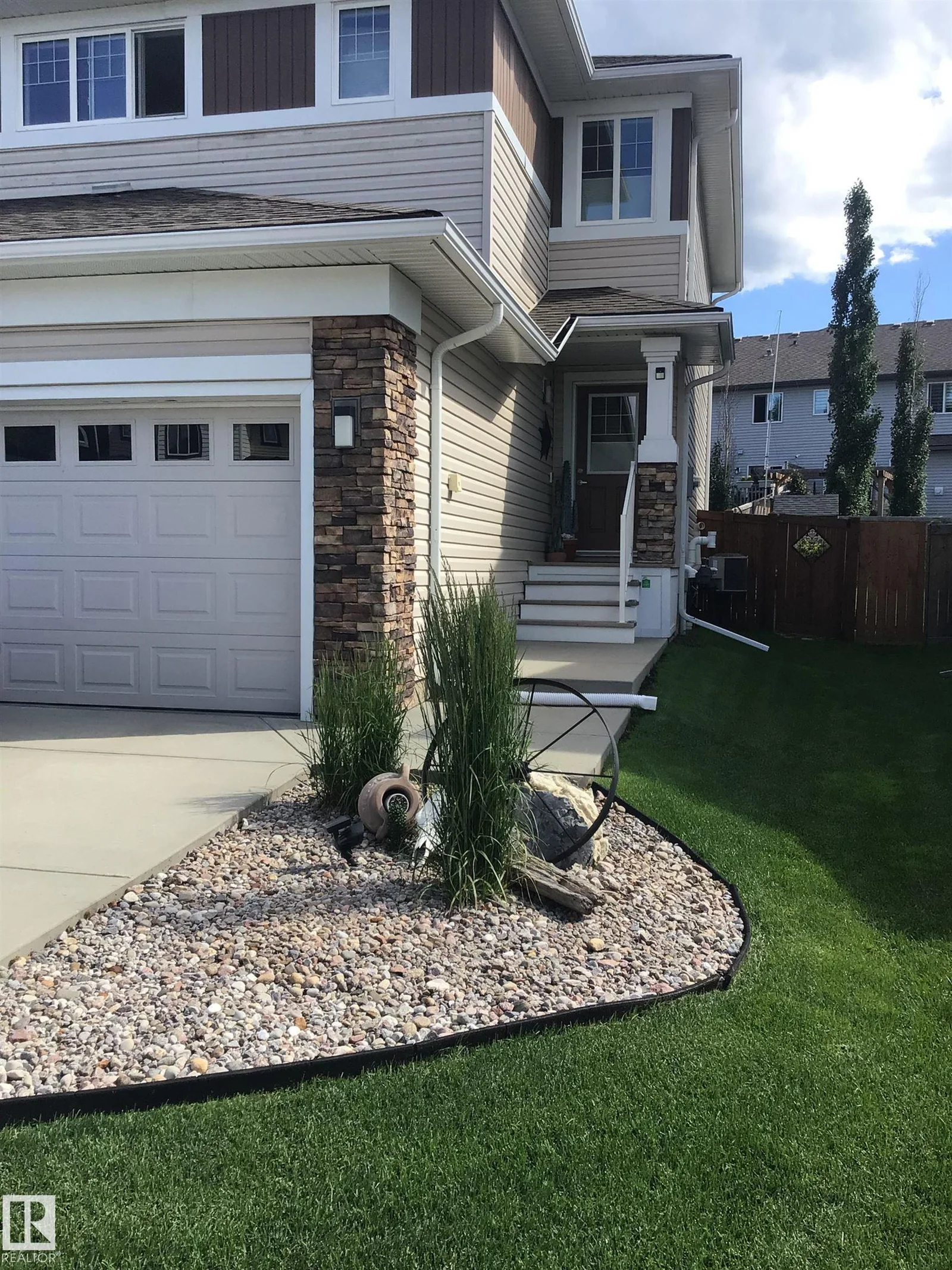 145 SUMMERSTONE LN, Sherwood Park - 2 bedroom Duplex for sale