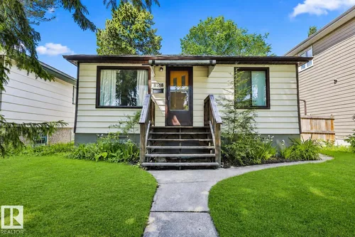 8318 80 AV NW, Edmonton - $369,000