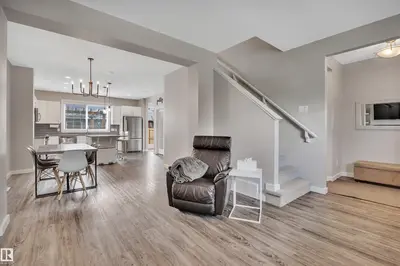 Interior photo 2 of 7007 SUMMERSIDE GRANDE BV SW