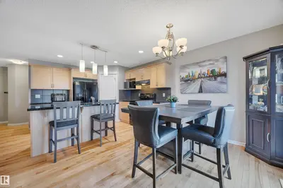Interior photo 3 of 5912 8 AV SW