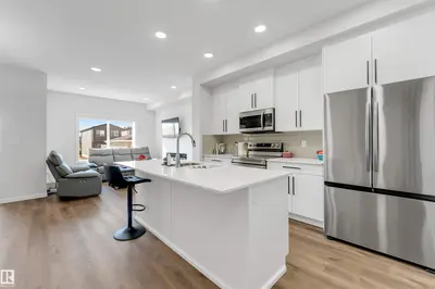 Interior photo 3 of 788 MATTSON DR SW