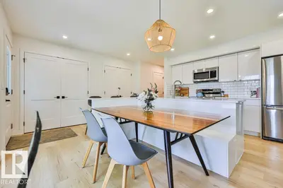 Interior photo 2 of 11206 95A ST NW