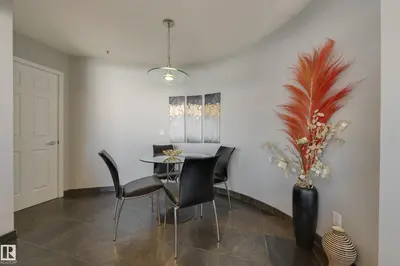Interior photo 2 of #7 9734 111 ST NW