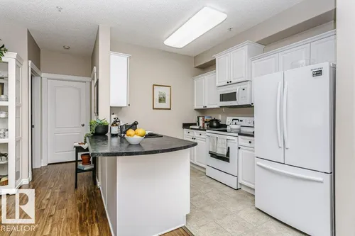#323 16807 100 AV NW, Edmonton - $215,000
