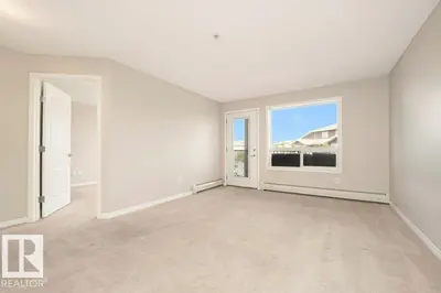 Interior photo 4 of #1321 7339 SOUTH TERWILLEGAR DR NW