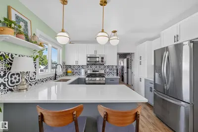 Interior photo 4 of 14128 73 ST NW