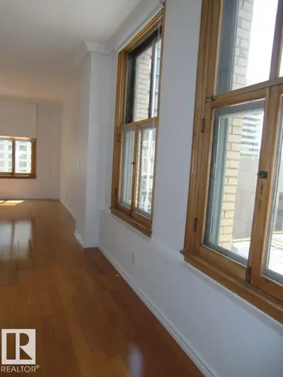 Interior photo 2 of #810 10134 100 ST NW