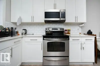 Interior photo 2 of #96 1530 TAMARACK BV NW