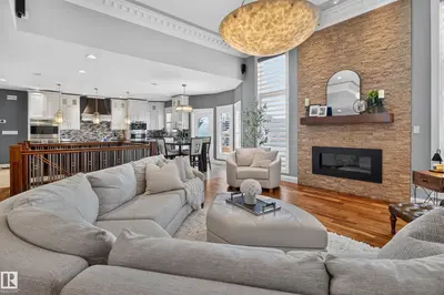 Interior photo 4 of #405 23033 WYE RD