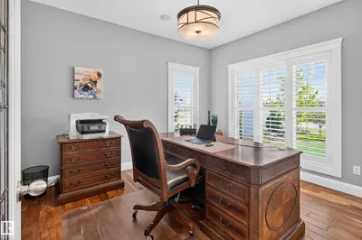 Interior photo 2 of #405 23033 WYE RD