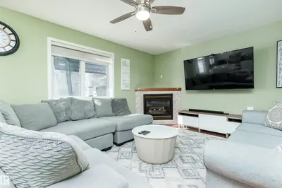 Interior photo 2 of 330 Huffman CR NW