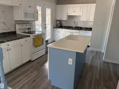 Interior photo 1 of 15922 92 AV NW
