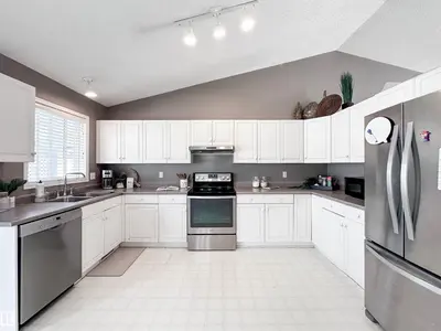 Interior photo 2 of 2116 152 AV NW