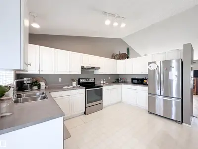 Interior photo 3 of 2116 152 AV NW