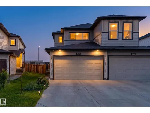 2522 152 AV NW, Edmonton - $450,000