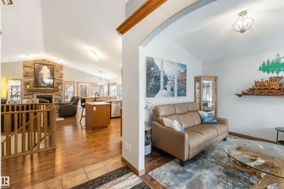 Interior photo 2 of 61 Linkside Blvd