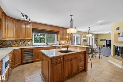 Interior photo 3 of 17 HIGH RIDGE CR