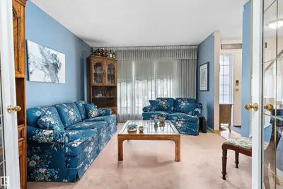 Interior photo 2 of 1048 105 ST NW