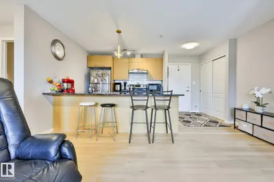 Interior photo 4 of #3320 9351 SIMPSON DR NW