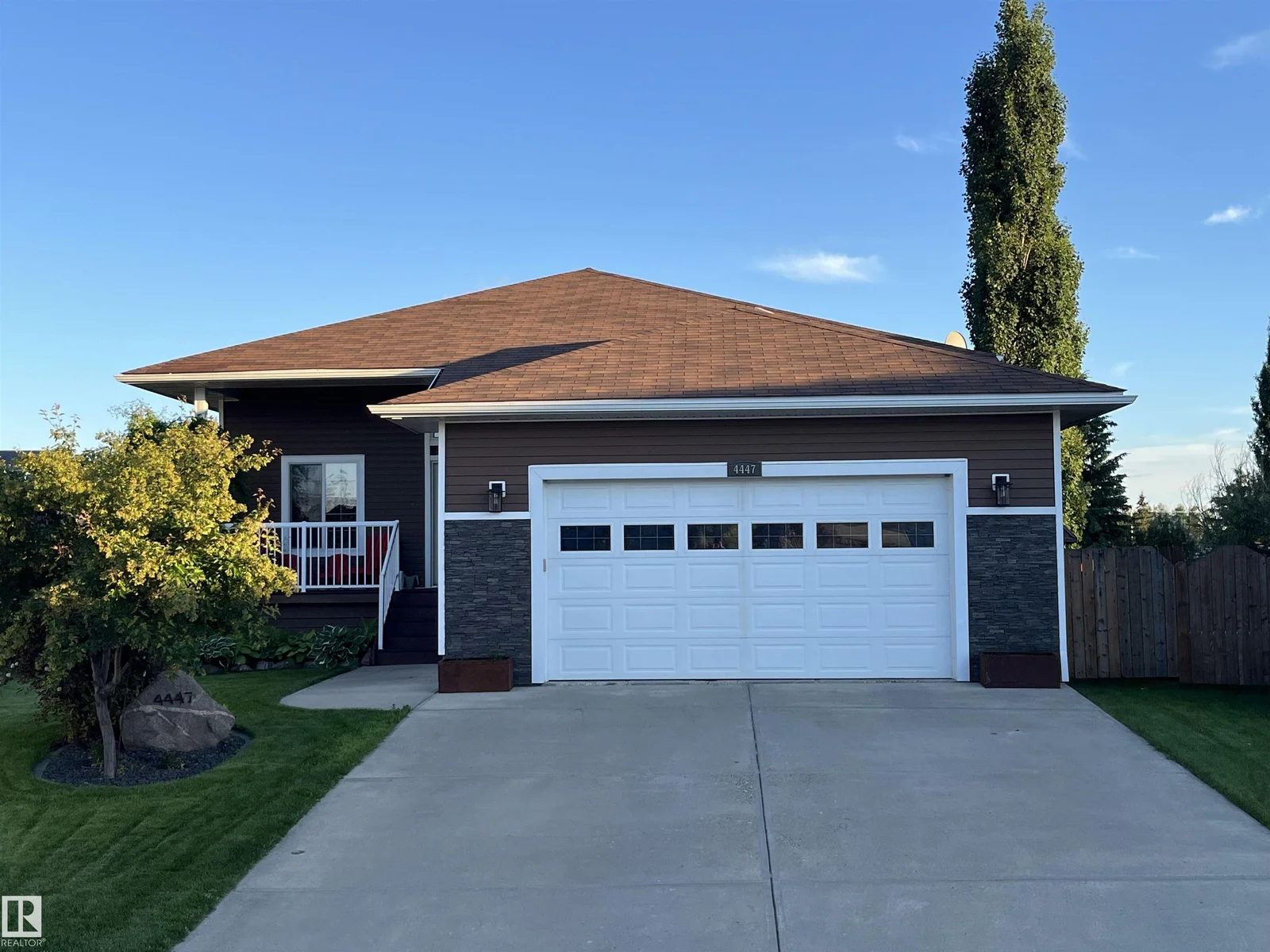 4447 Yeoman DR, Onoway - 5 bedroom Detached Single Family for sale