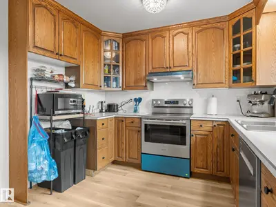 Interior photo 2 of 57 NOOTKA RD