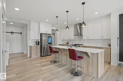 Interior photo 4 of 1931 WESTERRA LN