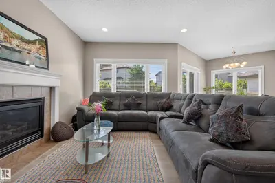 Interior photo 4 of 547 LEGER WY NW
