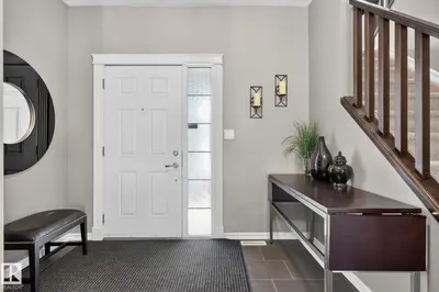 Interior photo 1 of 3611 15A ST NW