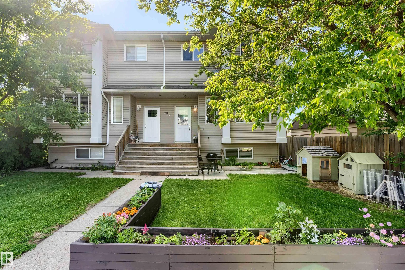 #2 5032 50 ST, Gibbons - 3 bedroom Quadruplex for sale