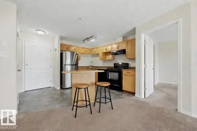 Interior photo 2 of 3425 19 ST NW NW