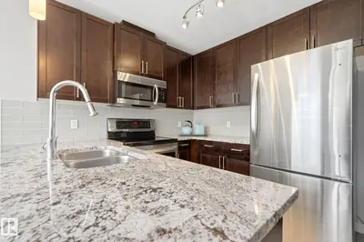 Interior photo 4 of #125 5151 Windermere Boulevard SW SW