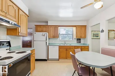 Interior photo 4 of 149 COTTONWOOD AV