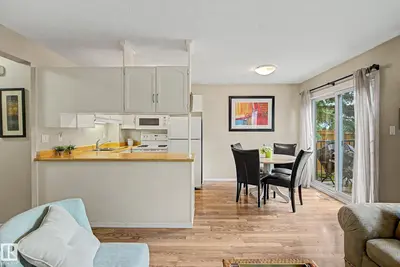 Interior photo 3 of 19 PINEVIEW DR