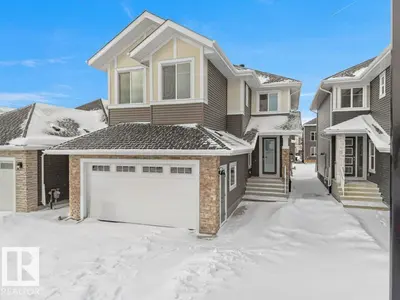 Interior photo 1 of 3322 CHICKADEE DR NW