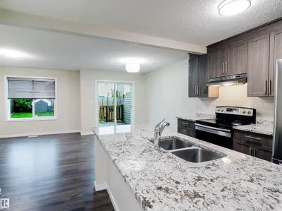 Interior photo 2 of 5407 14 AV SW