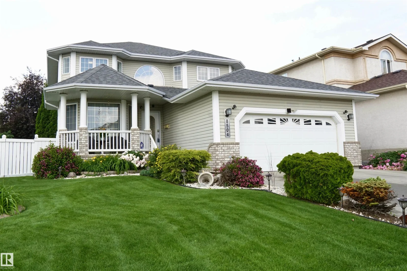 8504 160A AV NW, Edmonton - 4 bedroom Detached Single Family for sale