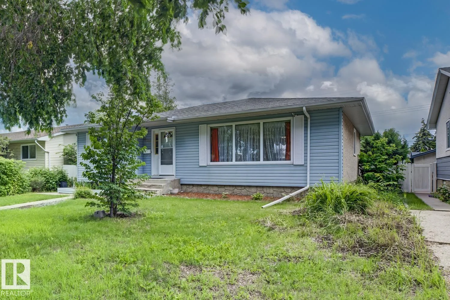 15707 92 AV NW, Edmonton - 5 bedroom Detached Single Family for sale