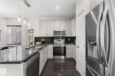Interior photo 4 of 6689 CARDINAL RD SW