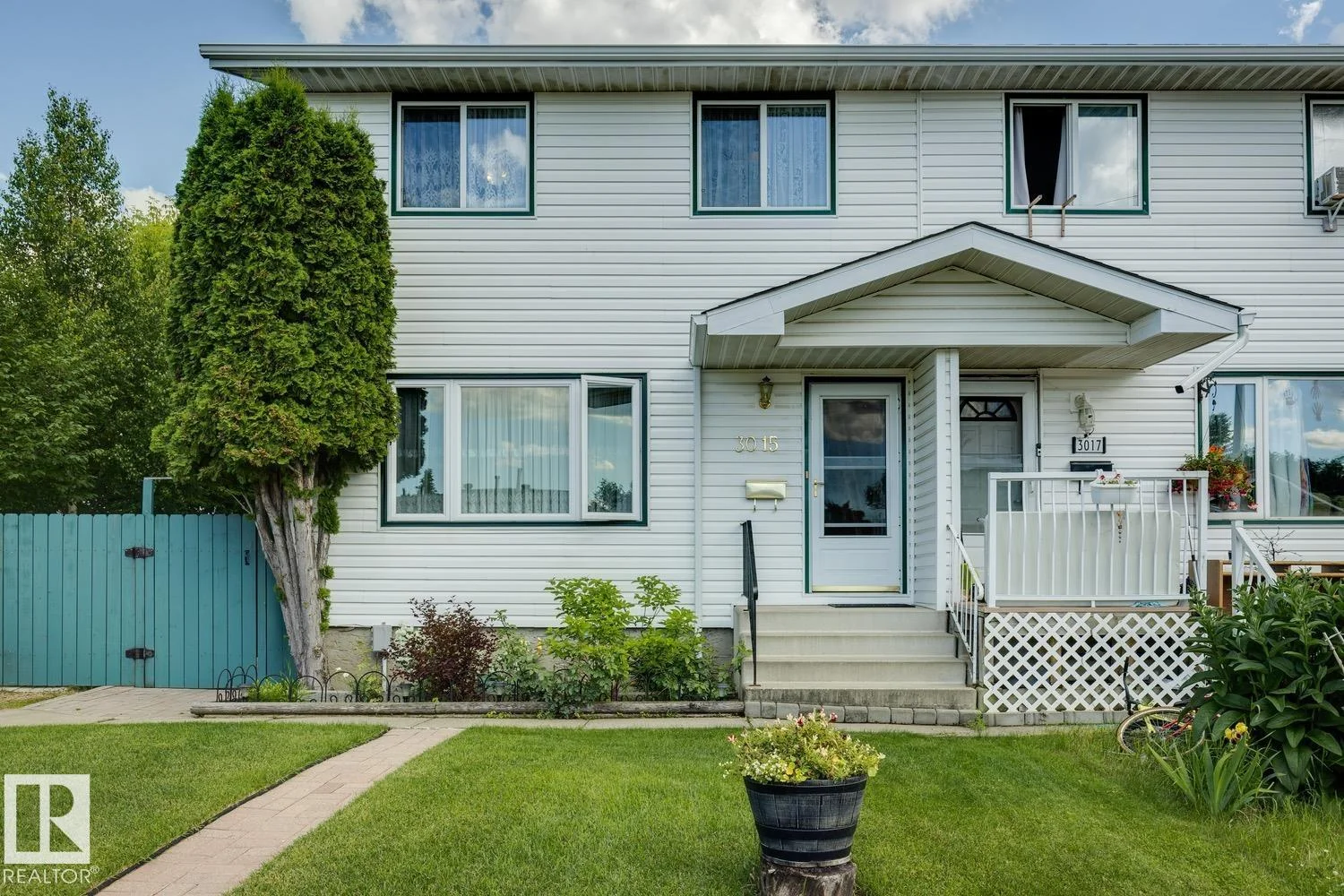 3015 131 AV NW, Edmonton - 3 bedroom Duplex for sale