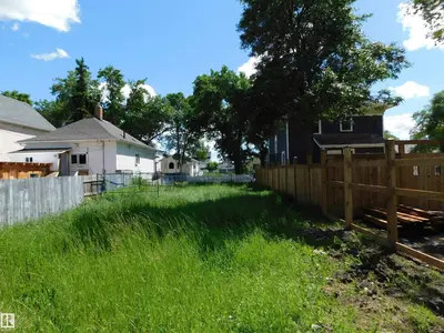 Interior photo 1 of 9546 106A AV NW