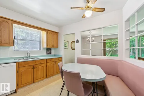 149 COTTONWOOD AV, Sherwood Park - $435,000