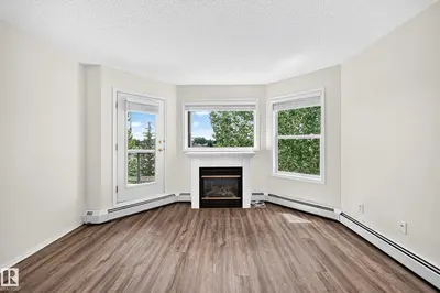 Interior photo 2 of #419 100 FOXHAVEN DR