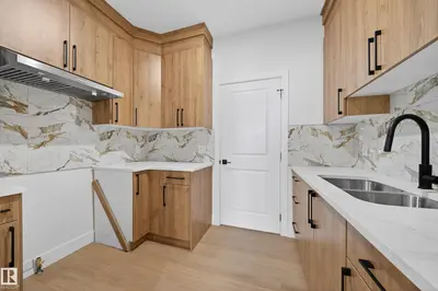 Interior photo 4 of 461 Crystal Creek Link