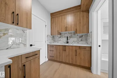 Interior photo 3 of 461 Crystal Creek Link